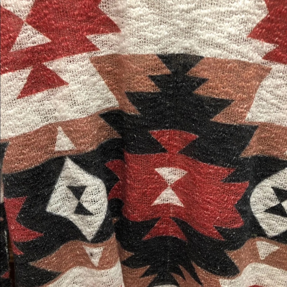 Aztec Print Tunic Length Top - Picture 2 of 5